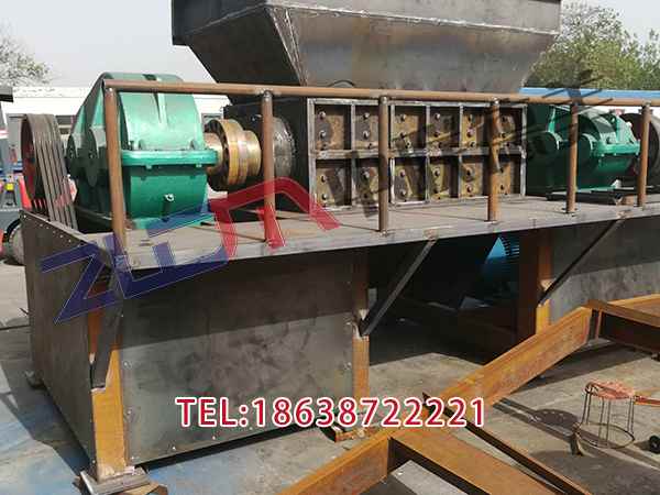福建好的塑料撕碎機(jī)設(shè)備價(jià)格